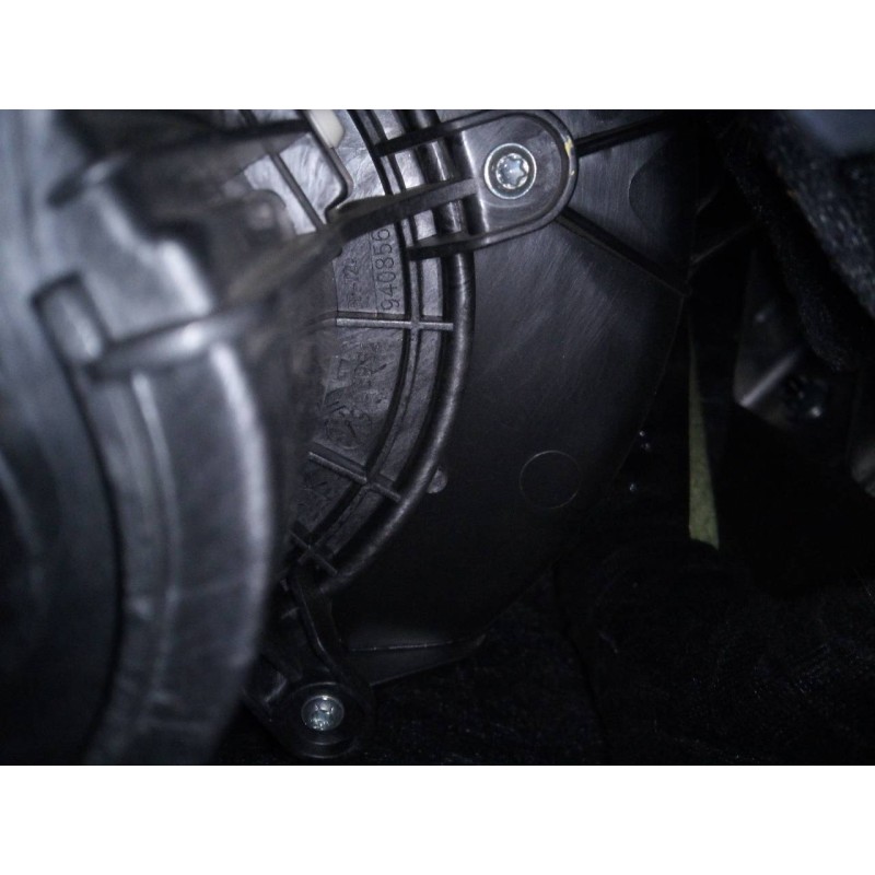 Recambio de ventilador calefaccion para porsche panamera 4 s referencia OEM IAM 940856  