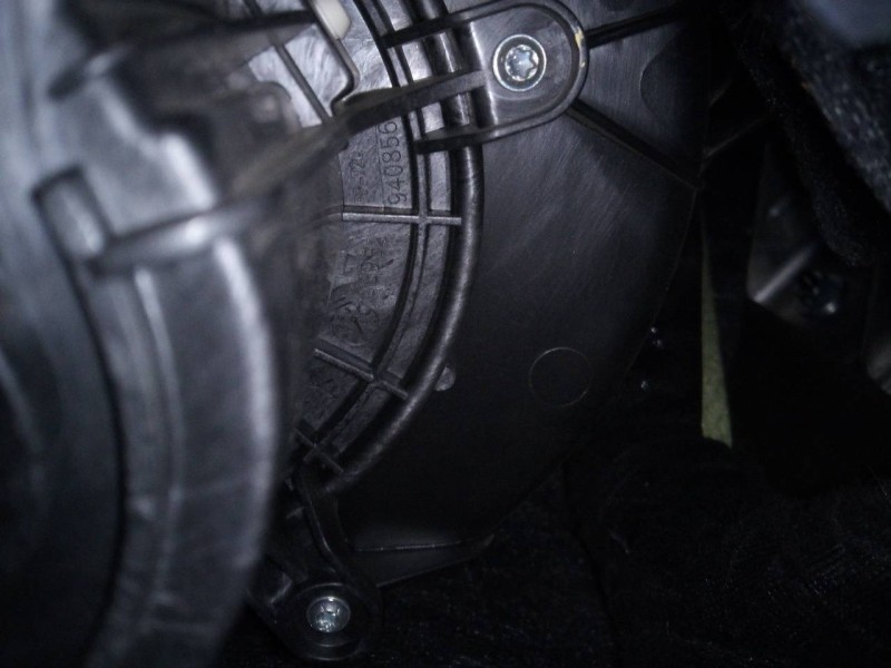 Recambio de ventilador calefaccion para porsche panamera 4 s referencia OEM IAM 940856  