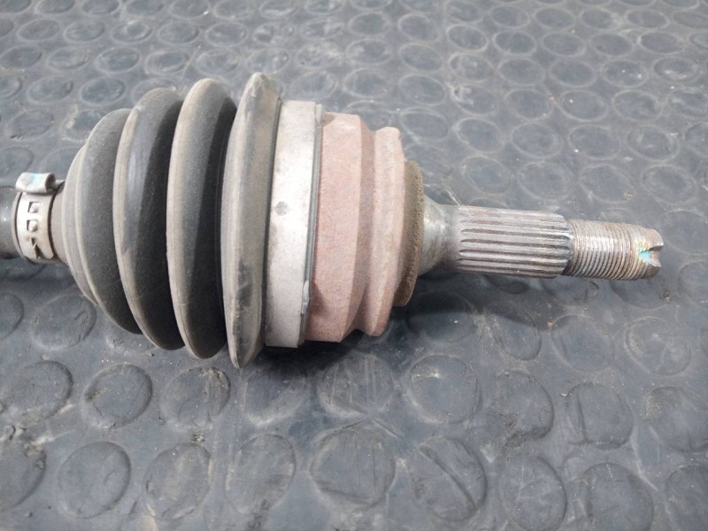 Recambio de transmision delantera izquierda para peugeot 208 style referencia OEM IAM 9803959580  P1-A6-28