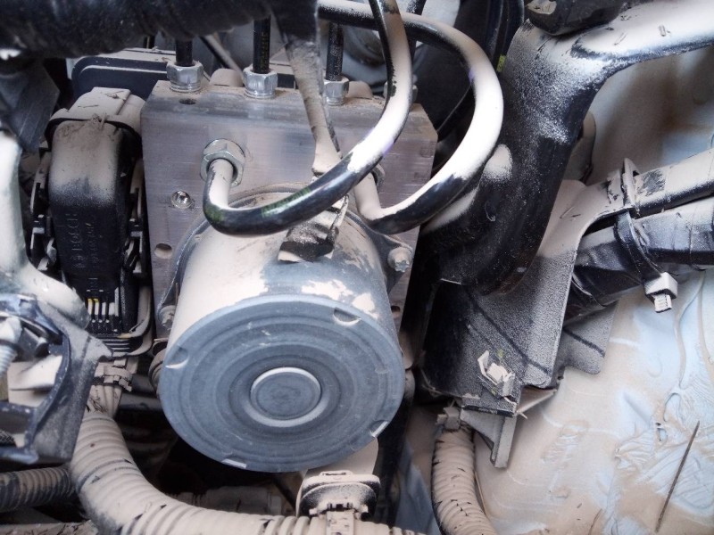 Recambio de abs para toyota verso advance referencia OEM IAM 445400F100 16040124563 