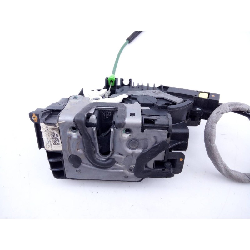 Recambio de cerradura puerta trasera izquierda para mercedes-benz clase c (w205) lim. referencia OEM IAM A0997303700  E1-A2-40-2