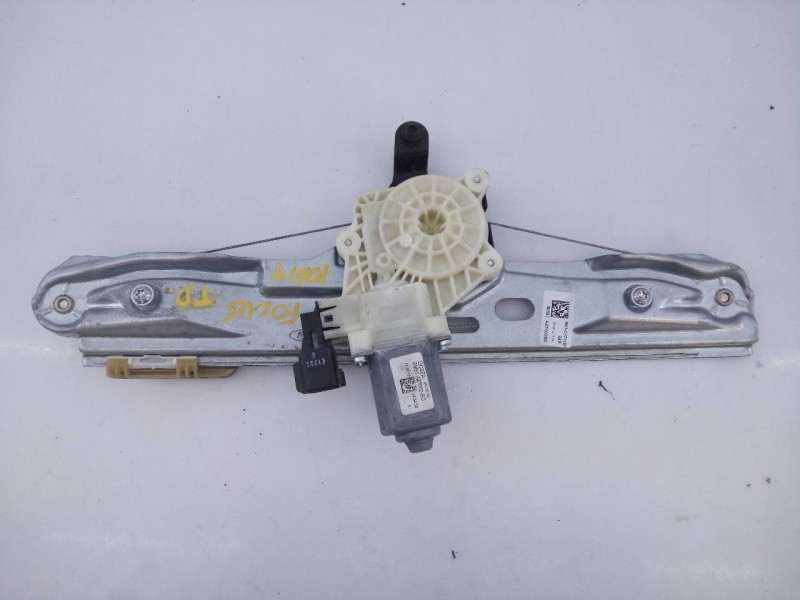 Recambio de elevalunas trasero derecho para ford focus turn. (cb8) trend referencia OEM IAM A65083110 28092330290317 E2-B3-45-1