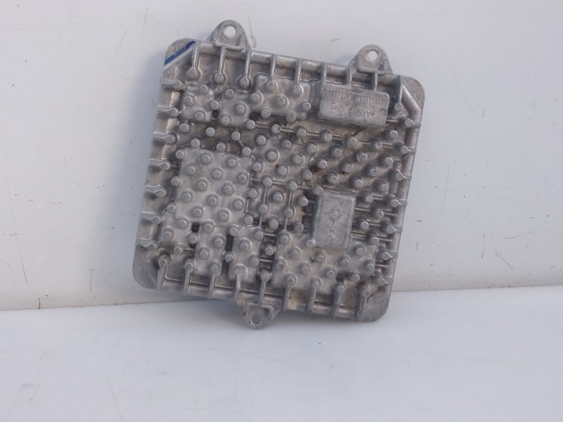 Recambio de centralita faros xenon para bmw serie 5 berlina (g30) 520d sport line referencia OEM IAM 8491412 503952920323 E3-A2-