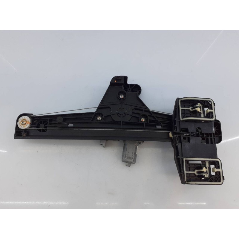 Recambio de elevalunas trasero izquierdo para peugeot 208 referencia OEM IAM 9829046180  E1-A4-16-1