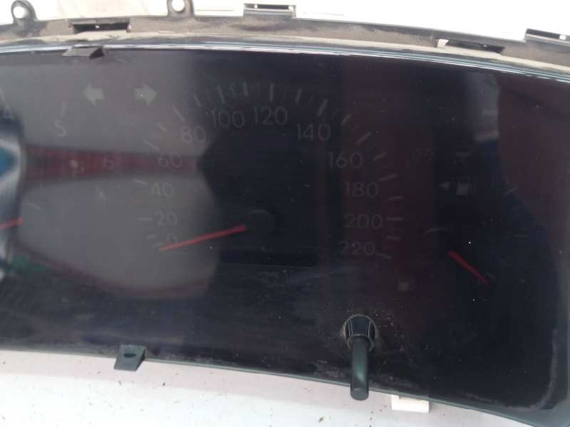 Recambio de cuadro instrumentos para toyota corolla (e12) 2.0 d-4d sol berlina referencia OEM IAM 8380002C60  E3-B2-7-4