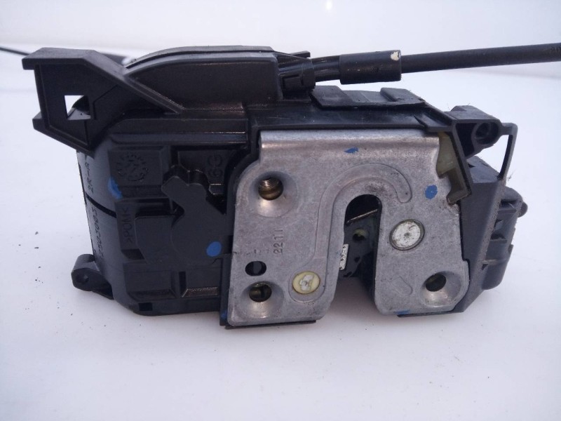 Recambio de cerradura puerta trasera izquierda para renault scenic iii dynamique referencia OEM IAM   E1-A1-2-2