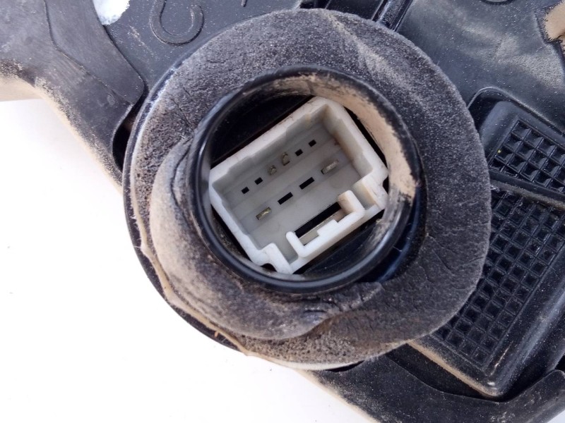 Recambio de cerradura puerta delantera derecha para toyota verso advance referencia OEM IAM A084219  E2-B4-55-1