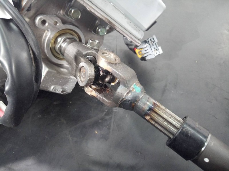 Recambio de columna direccion para kia carens ( ) drive referencia OEM IAM 56340A4005 R054IJ2P0027 P2-B12-3