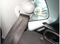 CINTURON SEGURIDAD TRASERO DERECHO 