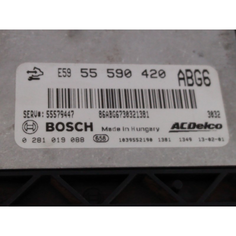 Recambio de centralita motor uce para opel insignia berlina selective referencia OEM IAM 55590420 0281019088 E3-A5-17-4