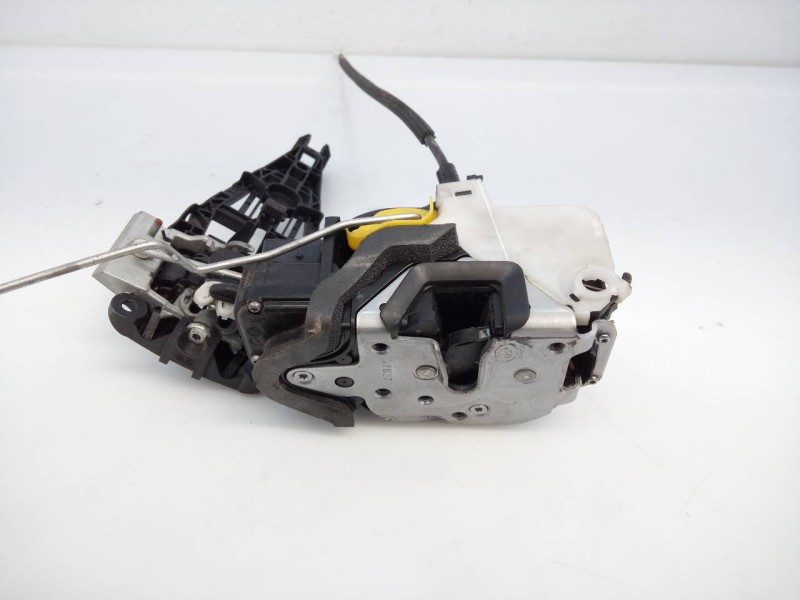 Recambio de cerradura puerta delantera izquierda para opel insignia berlina selective referencia OEM IAM   E2-B6-55-2