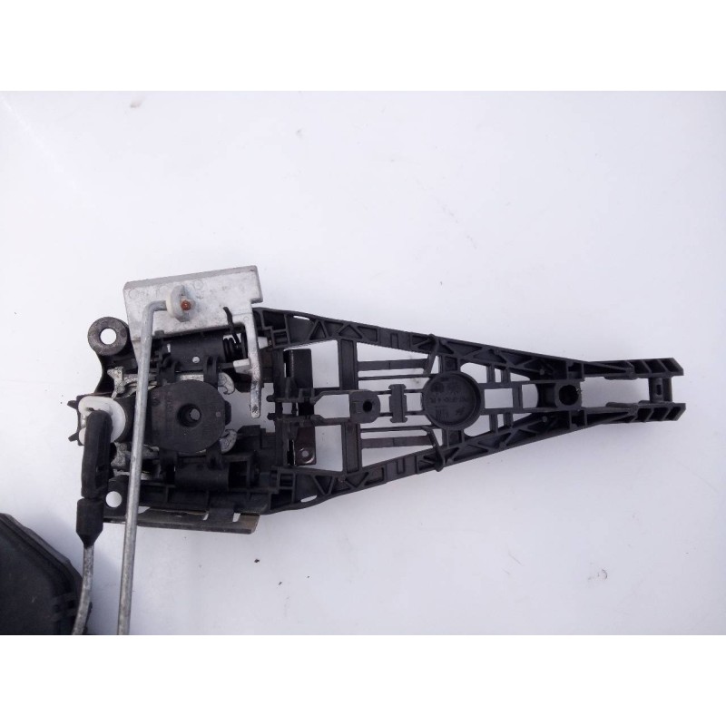 Recambio de cerradura puerta delantera izquierda para opel insignia berlina selective referencia OEM IAM   E2-B6-55-2