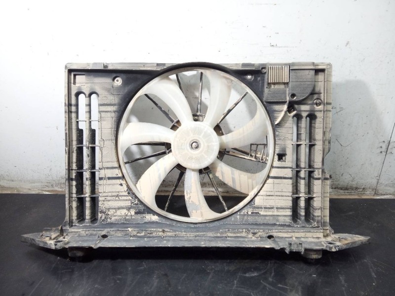 Recambio de electroventilador para toyota verso advance referencia OEM IAM 8925712020 4993003351 P2-B8-13