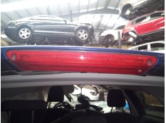 LUZ CENTRAL DE FRENO 