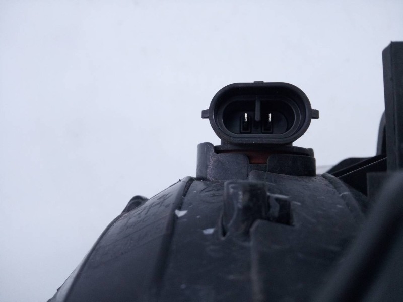 Recambio de faro antiniebla derecho para kia carens ( ) drive referencia OEM IAM   E2-B5-44-2