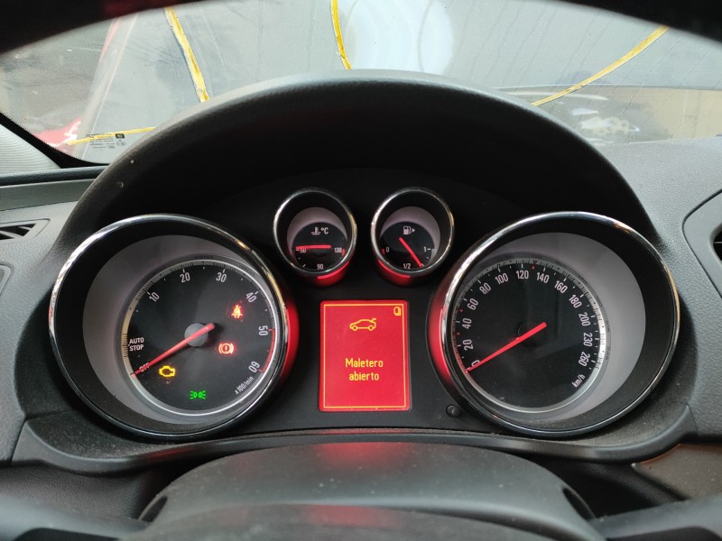 Recambio de cuadro instrumentos para opel insignia berlina selective referencia OEM IAM 22956342 4SWA7J2 E3-A5-23-3