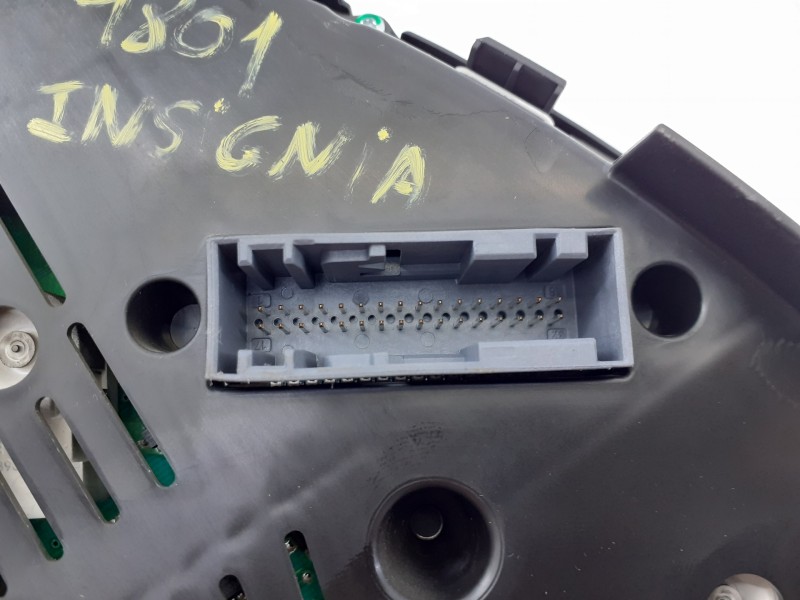 Recambio de cuadro instrumentos para opel insignia berlina selective referencia OEM IAM 22956342 4SWA7J2 E3-A5-23-3