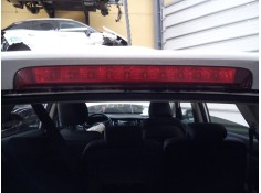 LUZ CENTRAL DE FRENO 