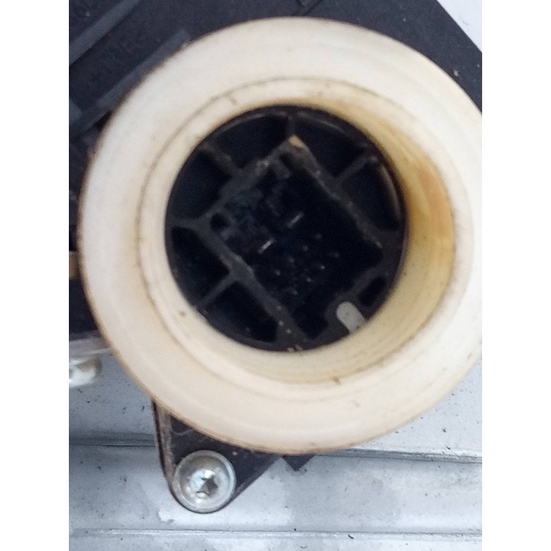 Recambio de elevalunas trasero izquierdo para toyota verso advance referencia OEM IAM C39428100 857200F041 E2-B4-10-2