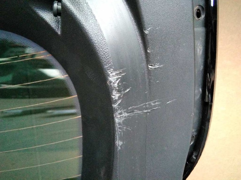 Recambio de porton trasero para renault megane iv berlina 5p gt-line referencia OEM IAM   E4-B4-7