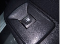 MANDO ELEVALUNAS TRASERO DERECHO 