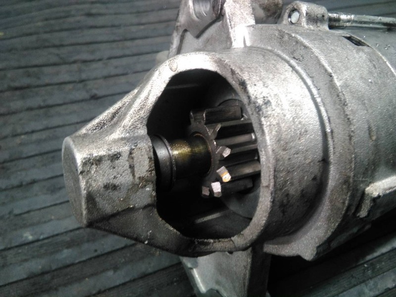 Recambio de motor arranque para citroën c4 picasso attraction referencia OEM IAM 12526141  P3-A1-18-3