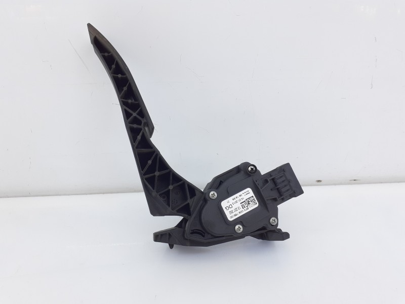 Recambio de pedal acelerador para opel insignia berlina selective referencia OEM IAM 6PV00976500 13237352 E3-B5-23-1