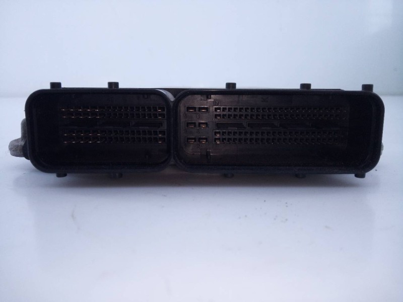 Recambio de centralita motor uce para volkswagen golf v berlina (1k1) highline referencia OEM IAM 03G906016CB 0281011900 E2-A1-9