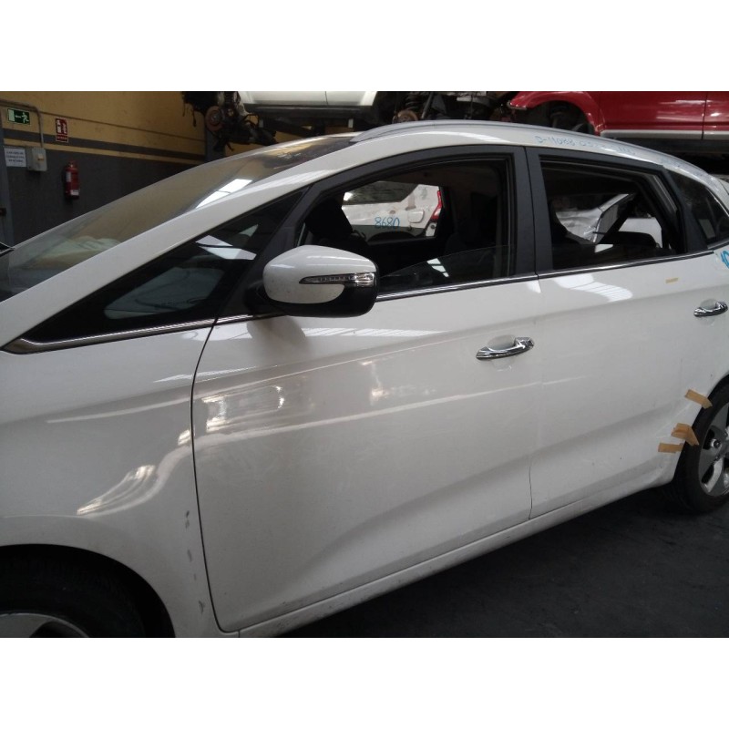 Recambio de puerta delantera izquierda para kia carens ( ) drive referencia OEM IAM   