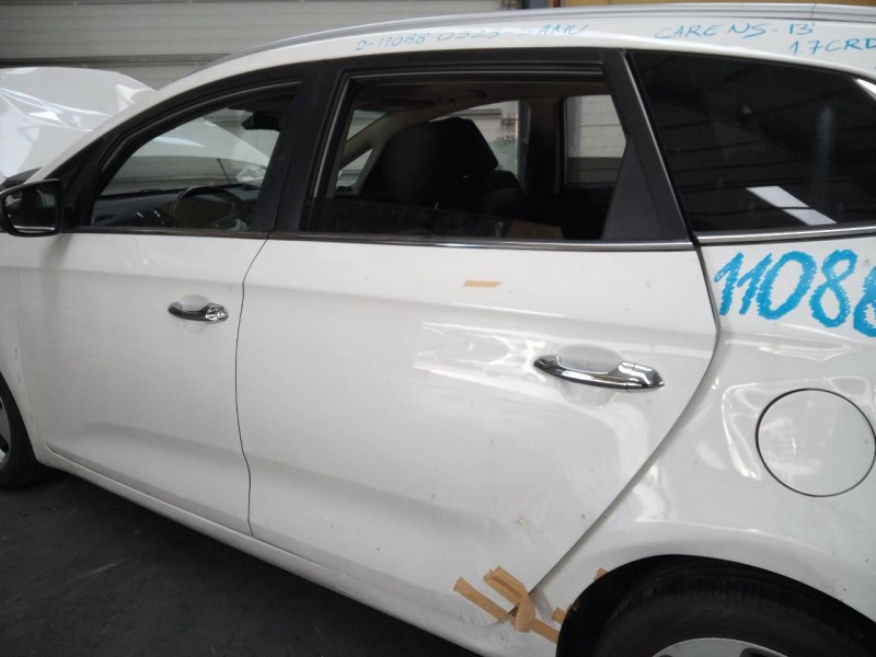 Recambio de puerta trasera izquierda para kia carens ( ) drive referencia OEM IAM   