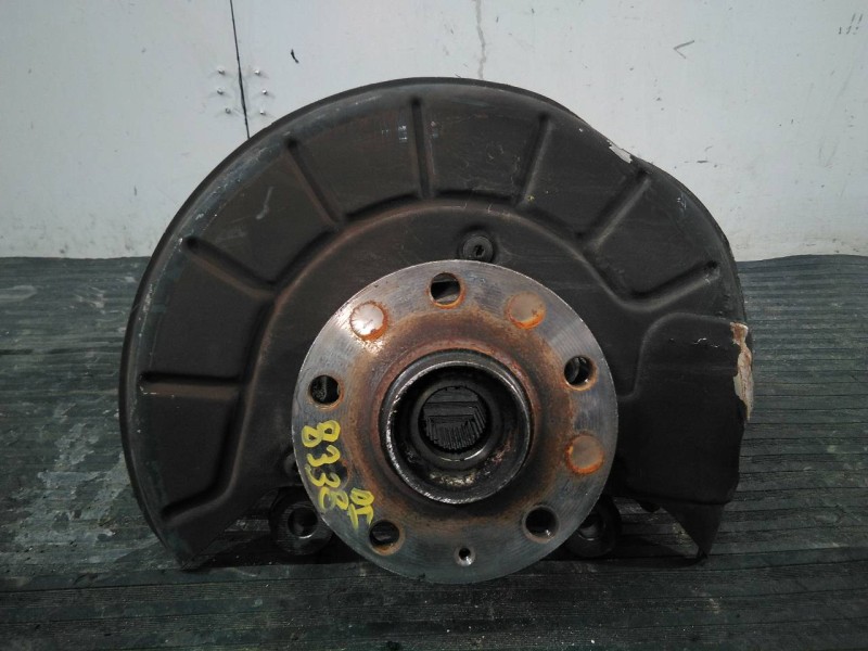 Recambio de mangueta delantera izquierda para volkswagen golf v berlina (1k1) highline referencia OEM IAM   P1-A4-29