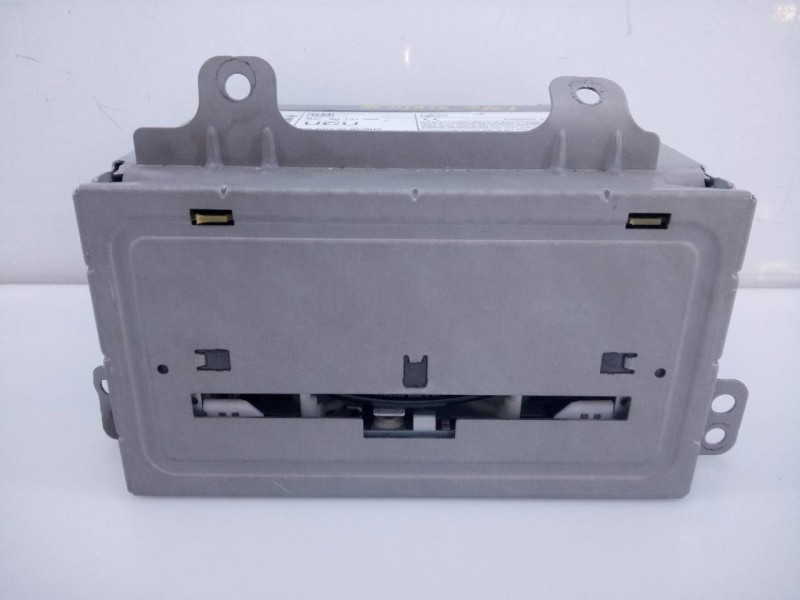 Recambio de sistema navegacion gps para opel insignia berlina selective referencia OEM IAM 20997887 95196687 E3-A5-14-2