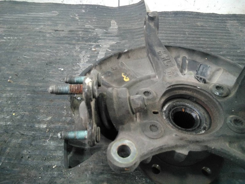 Recambio de mangueta delantera izquierda para volkswagen golf v berlina (1k1) highline referencia OEM IAM   P1-A4-29