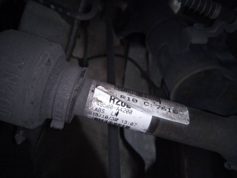 Recambio de transmision delantera izquierda para kia carens ( ) drive referencia OEM IAM 49500A4200  