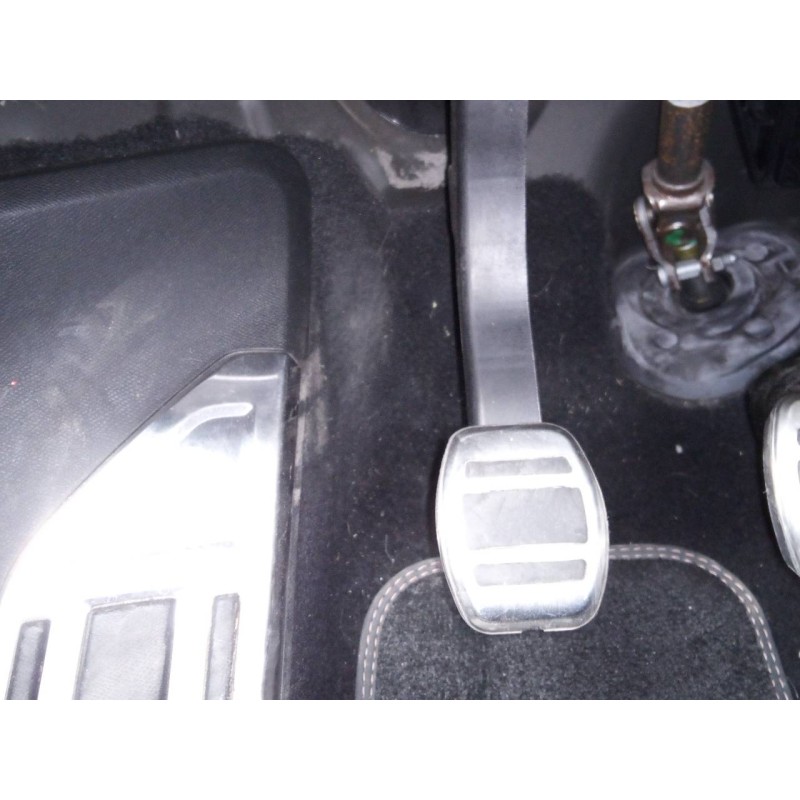 Recambio de pedal embrague para peugeot 3008 gt line referencia OEM IAM   