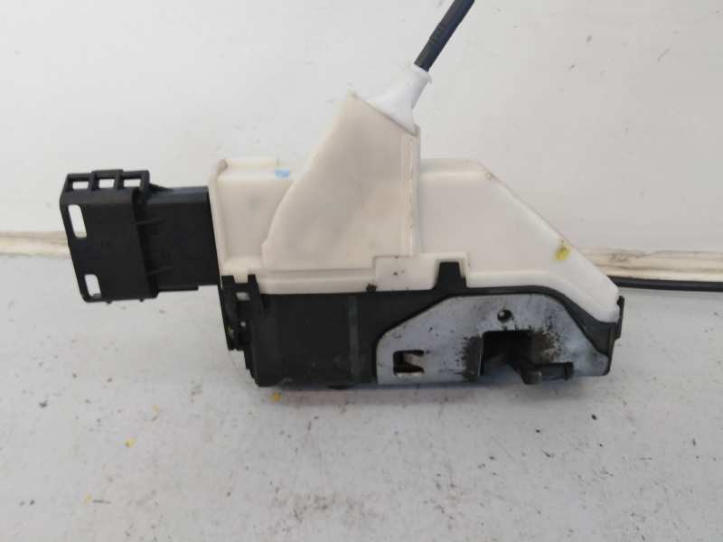 Recambio de cerradura puerta delantera derecha para citroën berlingo station wagon xtr plus referencia OEM IAM 2093502510  E1-A4