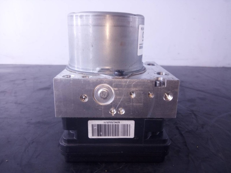 Recambio de abs para kia stonic (ybcuv) drive referencia OEM IAM 58910H8450 220708A1H1AA00670A P3-B8-24-4