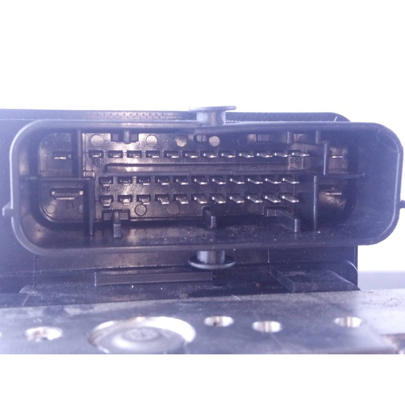 Recambio de abs para kia stonic (ybcuv) drive referencia OEM IAM 58910H8450 220708A1H1AA00670A P3-B8-24-4