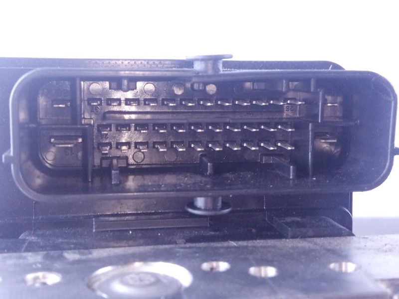 Recambio de abs para kia stonic (ybcuv) drive referencia OEM IAM 58910H8450 220708A1H1AA00670A P3-B8-24-4