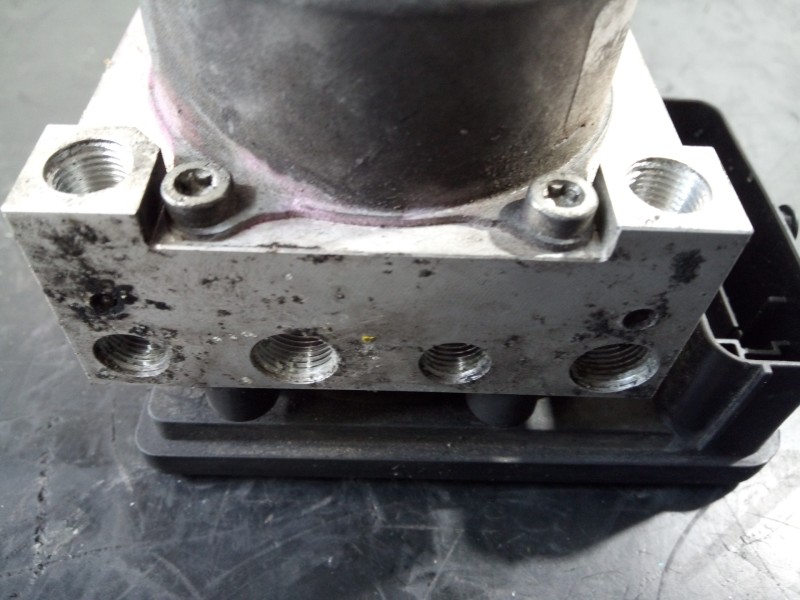 Recambio de abs para dacia dokker stepway referencia OEM IAM 476608587R 10091514463 P3-A8-14-3