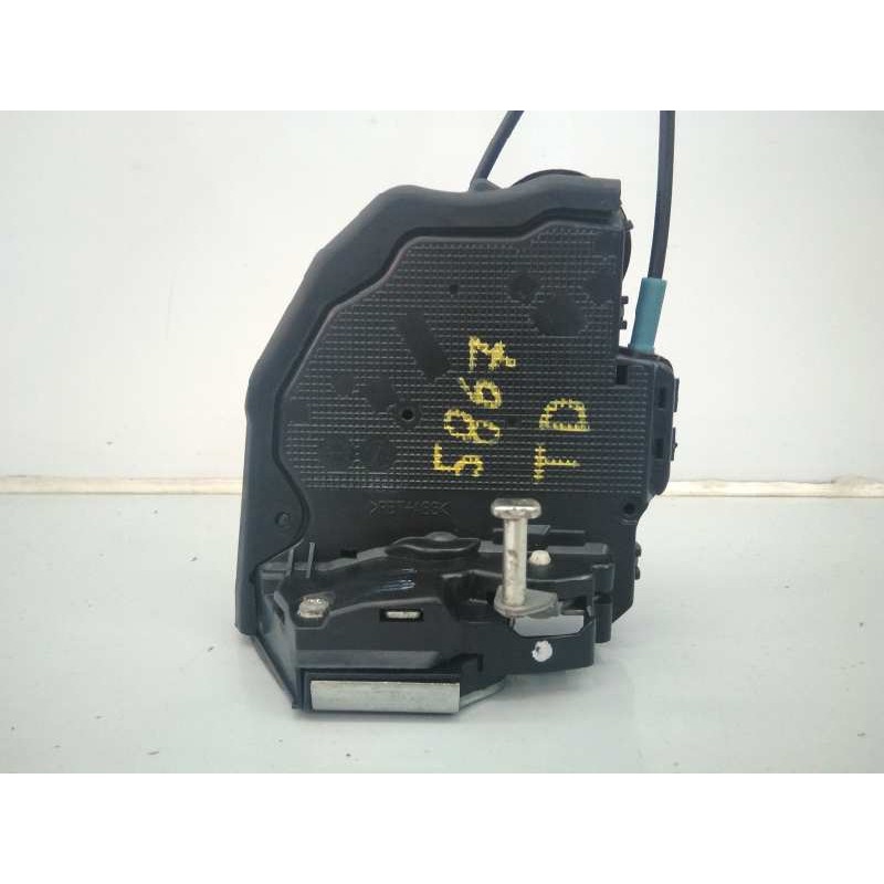 Recambio de cerradura puerta trasera derecha para toyota verso advance referencia OEM IAM   E2-B4-25-2