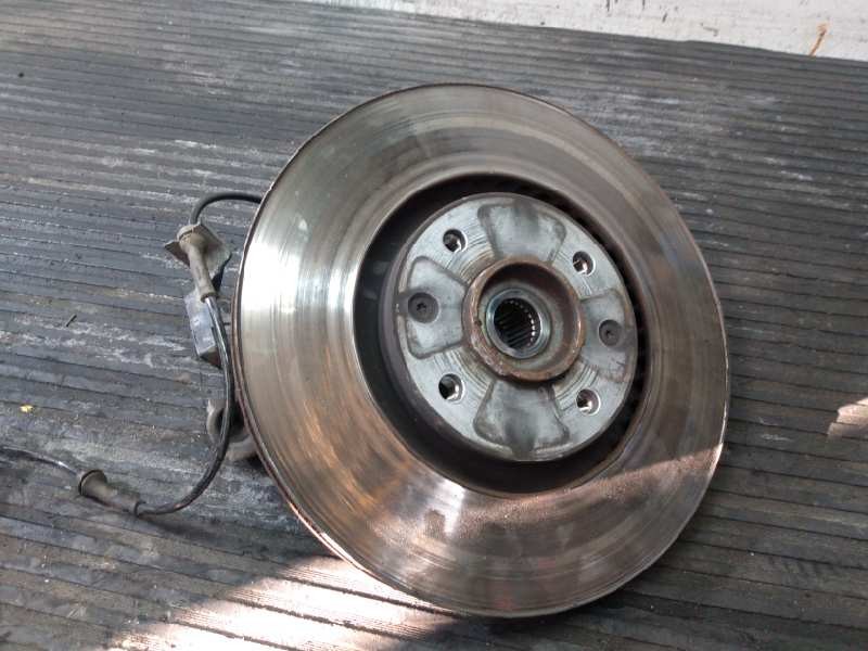 Recambio de mangueta delantera izquierda para citroën berlingo station wagon xtr plus referencia OEM IAM   P1-A4-19