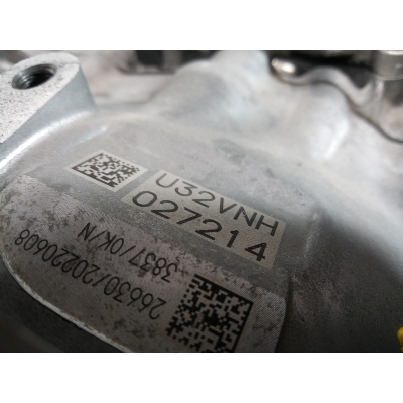 Recambio de caja cambios para kia stonic (ybcuv) drive referencia OEM IAM U32VNH 027214 M1-A3-130