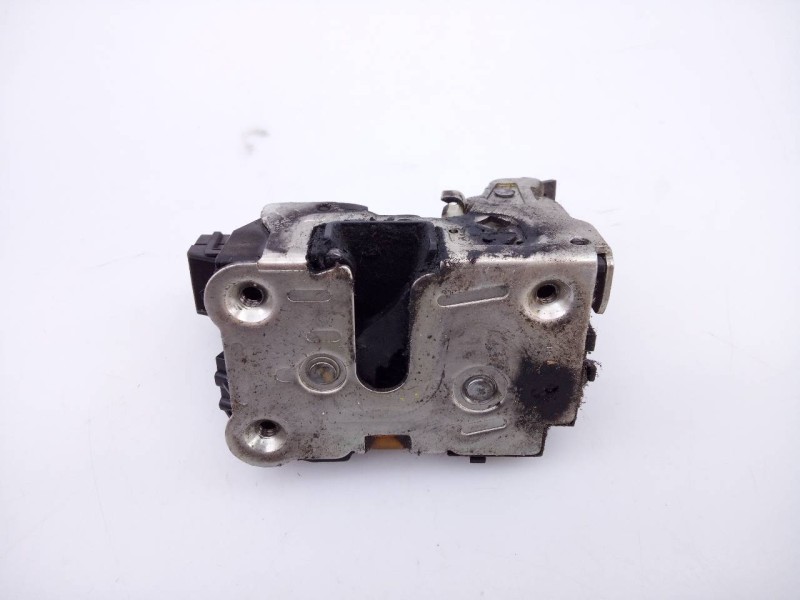 Recambio de cerradura puerta delantera derecha para dacia dokker stepway referencia OEM IAM   E1-A1-32-2