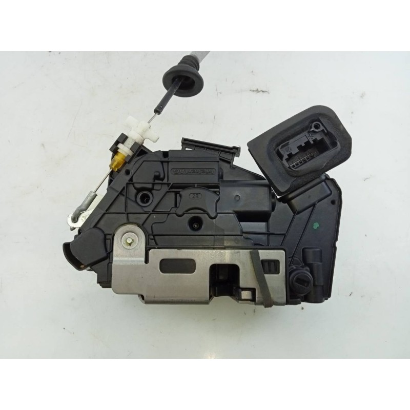Recambio de cerradura puerta trasera derecha para seat toledo (kg3) reference referencia OEM IAM   E1-B6-52-1