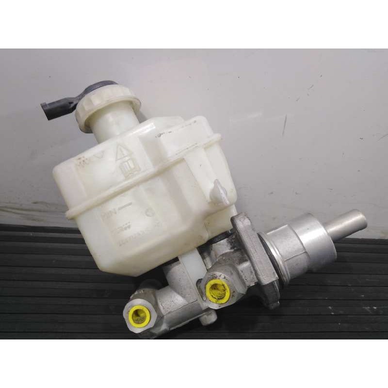 Recambio de bomba freno para land rover discovery v6 td s referencia OEM IAM 74471269C  P3-B9-7-1