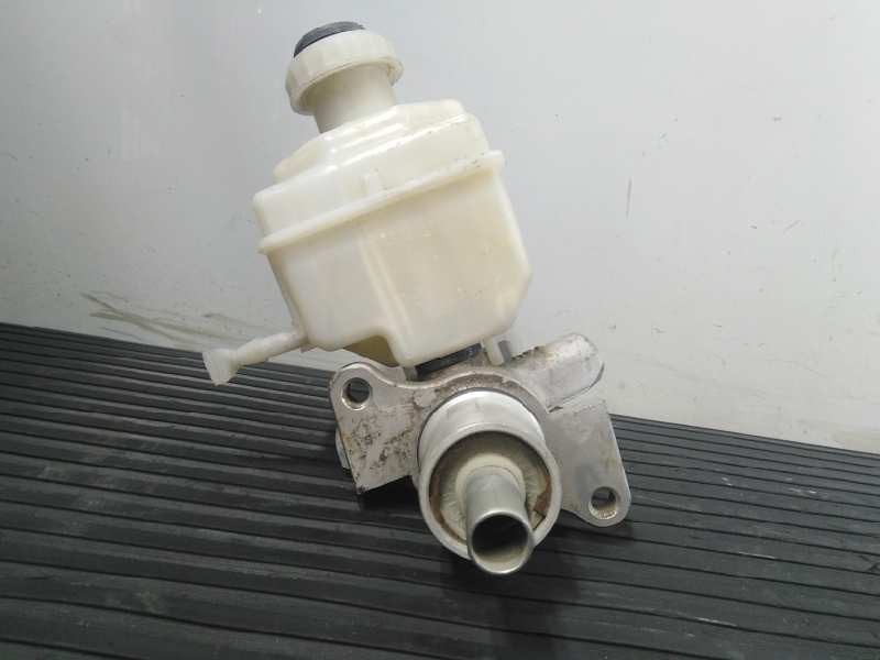 Recambio de bomba freno para land rover discovery v6 td s referencia OEM IAM 74471269C  P3-B9-7-1