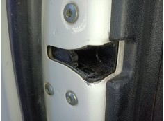 CERRADURA PUERTA DELANTERA IZQUIERDA 