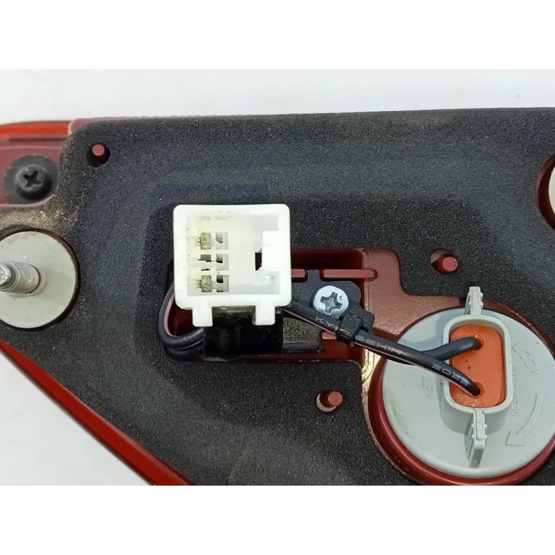 Recambio de piloto trasero izquierdo porton para kia stonic (ybcuv) drive referencia OEM IAM   E2-B5-24-1