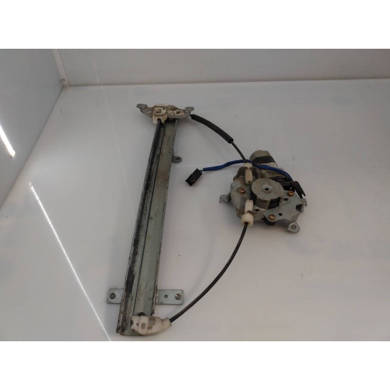 Recambio de elevalunas delantero derecho para nissan pick-up (d22) king cab 4x4 referencia OEM IAM MMR52119  E2-A4-20-1